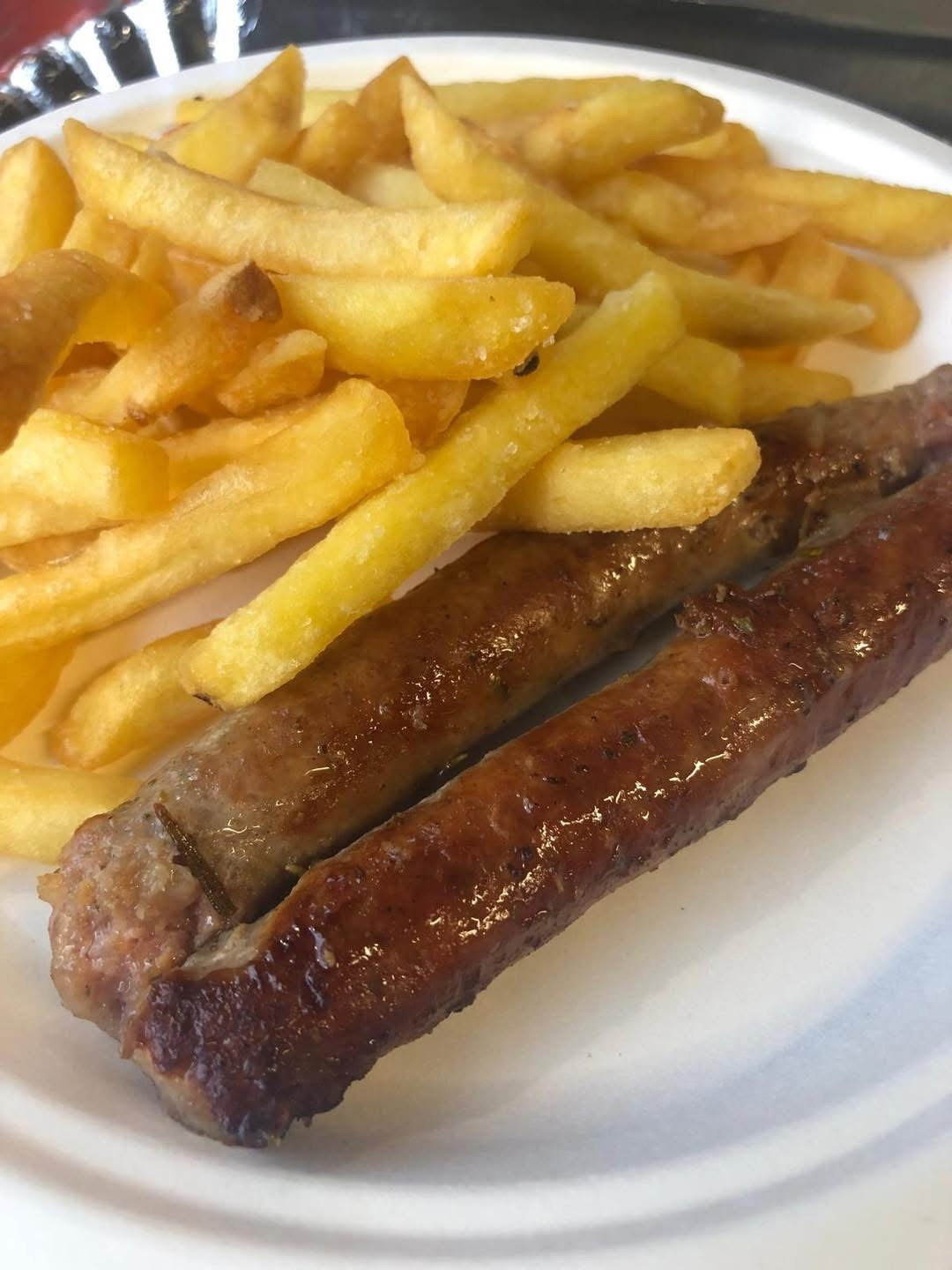 Salsiccia e patatine